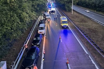 Un conducteur fantôme évite de justesse des voitures avant de percuter plusieurs véhicules sur l’E314