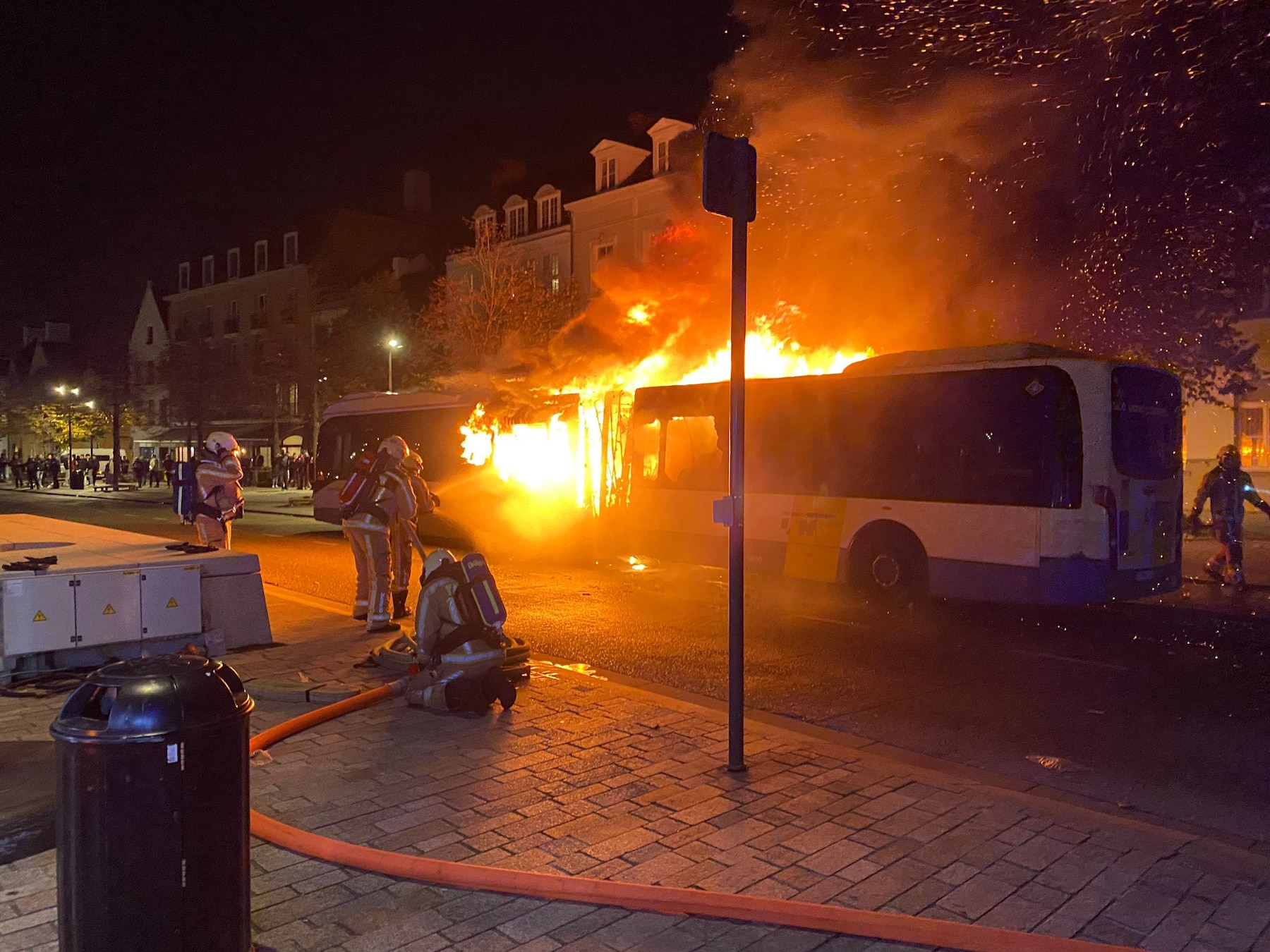 Un supporter du Barça met le feu à un bus à Bruges: le suspect arrêté