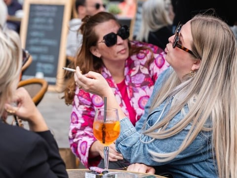 elfbar nachfüll pod läuft aus Cette jeune femme a failli mourir après avoir passé une soirée où elle a «  partagé une cigarette électronique et des boissons » main image 1