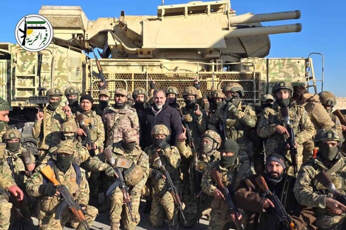 Les rebelles syriens soutenus par la Turquie ont capturé un système de défense aérienne Pantsir de fabrication russe, qui appartenait peut-être au groupe terroriste chiite libanais Hezbollah, lors de leur avancée en décembre.