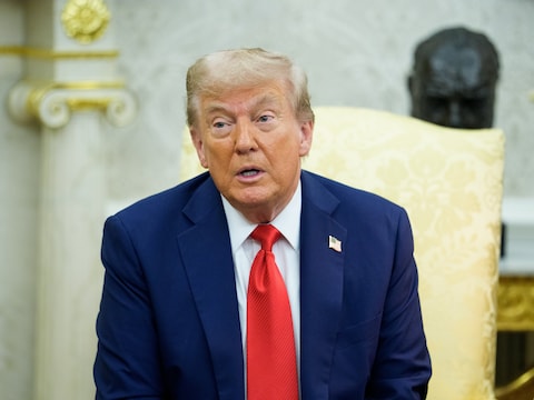 “Je ne suis pas encore passé aux phases 2 et 3”: Trump menace Poutine avant un entretien avec Zelensky