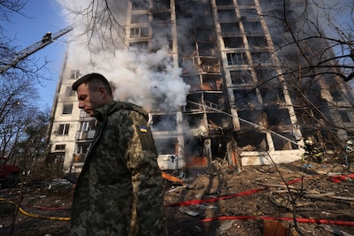 Kiev visée par une importante attaque russe, au moins huit morts