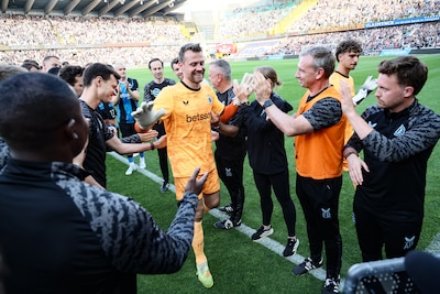 Une démonstration, le trophée et de vibrants adieux à Mignolet: le Club de Bruges à la fête