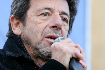La Ville de Liège suspend le titre de citoyen d’honneur de Patrick Bruel