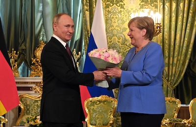 Les révélations qui torpillent l’héritage de Merkel