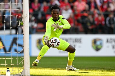 LIVE: un choc indécis, Epolo sauve le Standard (1-1)