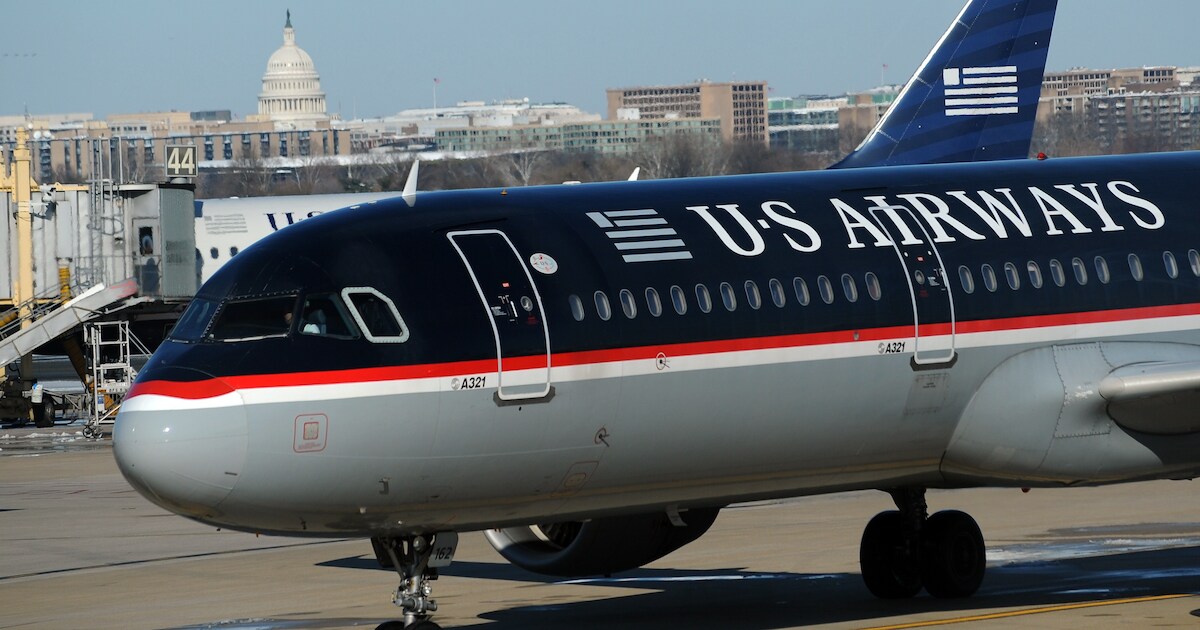 Un vol US Airways contraint de 