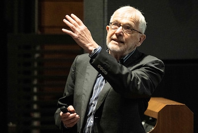 Comment Francis Halzen, prix Nobel de physique 2026, a révolutionné l’observation de l’Univers