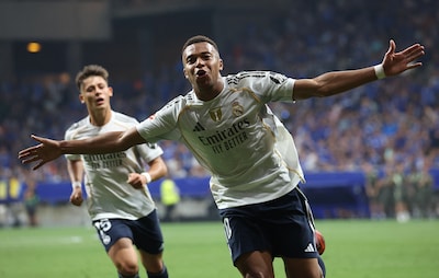 Un doublé de Mbappé et le Real rejoint le Barça en tête de la Liga