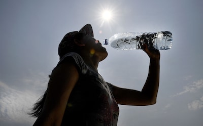 Bouteille d’eau interdite? Après le tollé, la Fifa revient sur sa décision