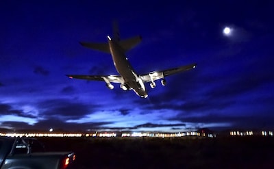 Des missiles Iskander aux portes de l’UE? Un avion-cargo russe spécial repéré à Kaliningrad