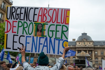 Des procureurs saturés de “priorités”, plus de 60.