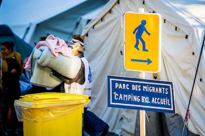 Asile: un projet pilote lancé pour le traitement a