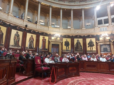 Le Sénat ouvrira en novembre le débat sur sa suppression