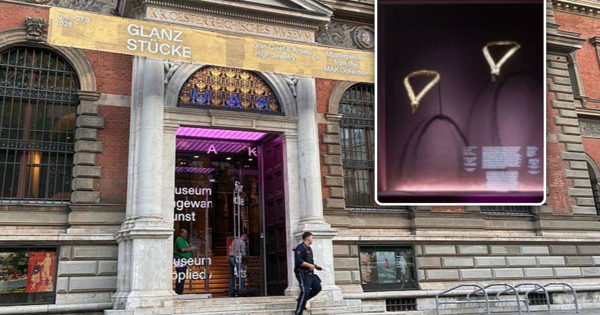 Plus de 200 carats et 673 pierres précieuses: un collier exceptionnel volé dans un musée à Vienne
