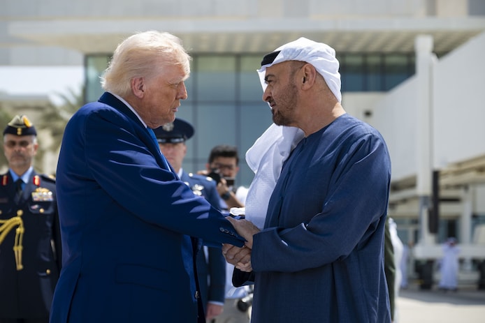 Donald Trump et le cheikh Mohammed bin Zayed Al Nahyan, président des Émirats arabes unis, lors de la visite du président américain à Abu Dabi le mois dernier
