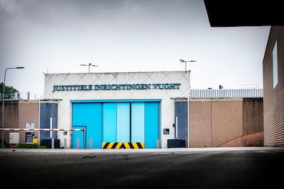 Plus de 160 détenus évacués après un incendie dans une prison néerlandaise