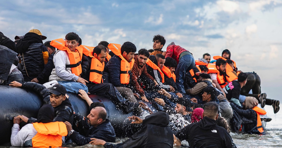 Une centaine de migrants secourus dans la Manche, une femme perd la vie ...