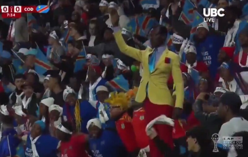 Le supporter immobile: comment ce fan congolais est devenu la star de ...
