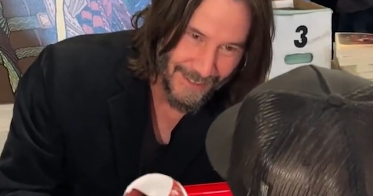 Cette adorable vidéo de Keanu Reeves avec un fan de 9 ans a fait fondre ...