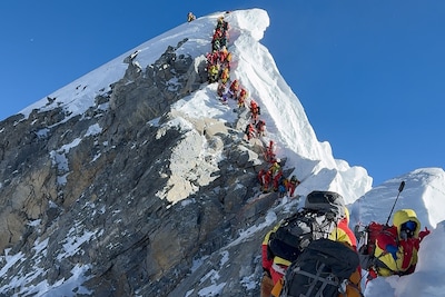 9 heures et 55 minutes: un Américain bat le record de l’ascension la plus rapide de l’Everest