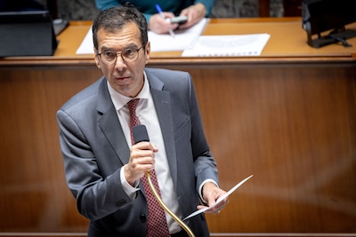 “On n’est pas autiste”: la maladresse du ministre français du Travail