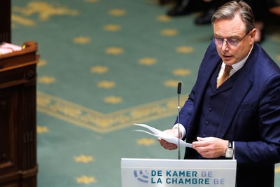 Suppression du Sénat: De Wever ferme la porte à la “condition sine qua non” du PS