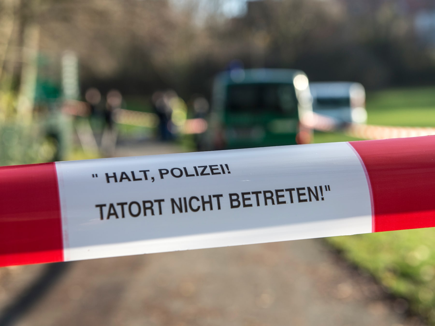 Les restes d’une femme découverts dans une valise près d’une plaine de jeux en Allemagne
