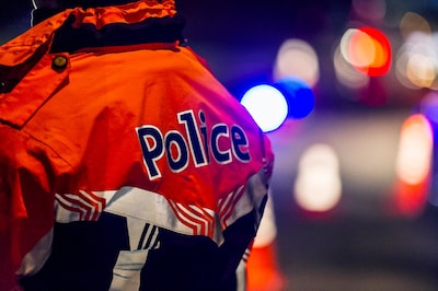 Un homme agressé dans son sommeil puis ligoté par des cambrioleurs à Waterloo