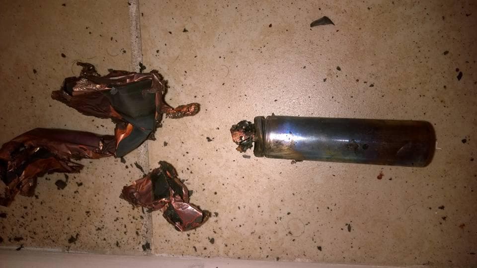 elfbar nachfüll pod läuft aus Cigarettes électroniques : Pourquoi explosent-elles ? 🚬💥 Solutions et  Prévention main image 1