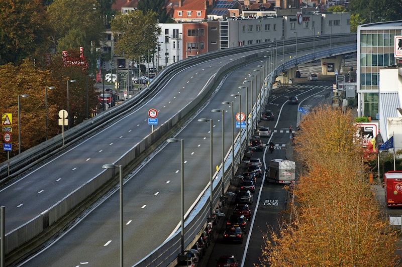 Quel devenir pour le viaduc Hermann-Debroux? Auderghem invite la Région ...
