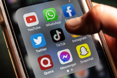 Bientôt possible de désactiver l’algorithme sur les réseaux sociaux? L’Australie veut forcer la main aux géants de la tech