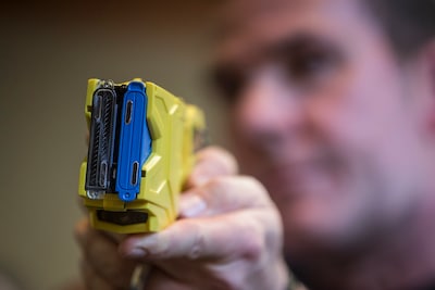 L’Allemagne autorise l’utilisation du Taser par la police dans tout le pays