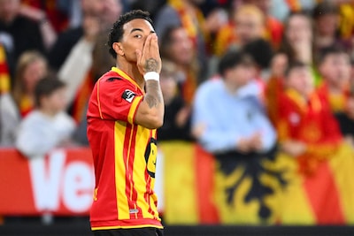 Le corner direct de van Brederode, Malines égalise et relance à nouveau le suspense