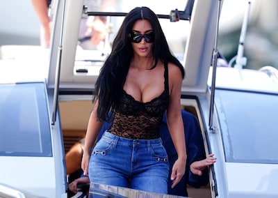 Madame Hamilton à Monaco: Kim Kardashian attire tous les regards dans le paddock de la F1