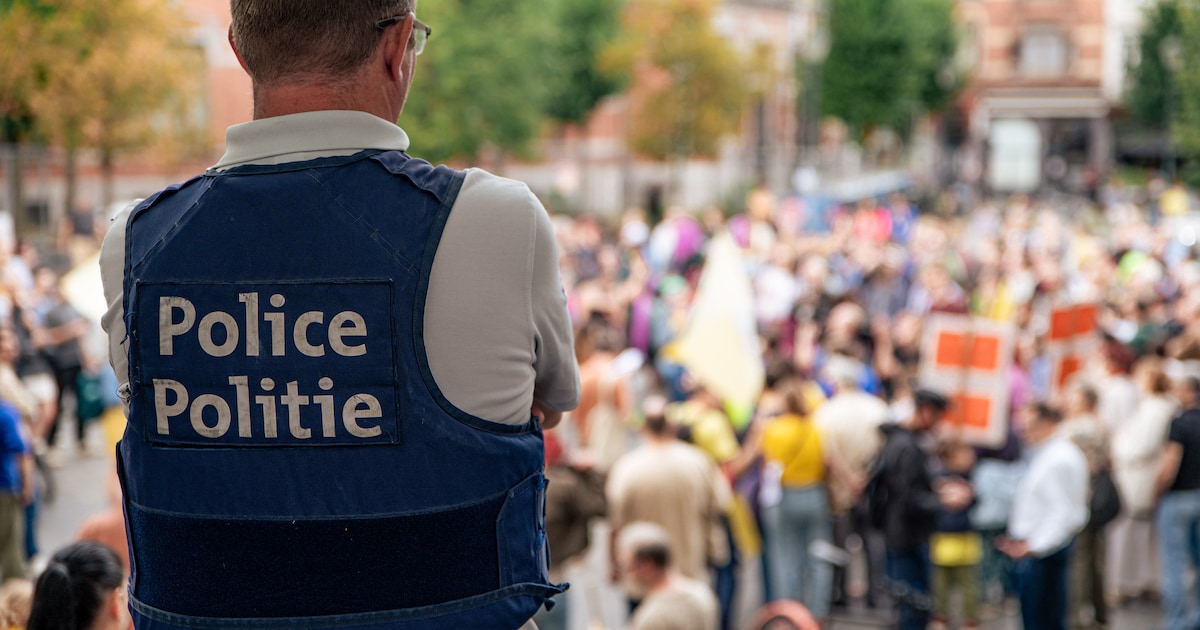 Rassemblement devant le ministère de l’Intérieur pour dénoncer les violences policières
