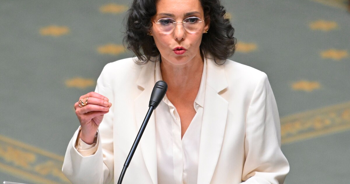 Hadja Lahbib reviendra s'expliquer lundi en commission à la Chambre ...