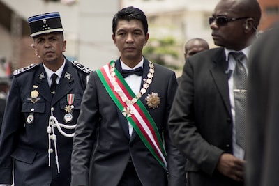 La présidence de Madagascar dénonce une “tentative de coup d’État” et assure que le président demeure en poste