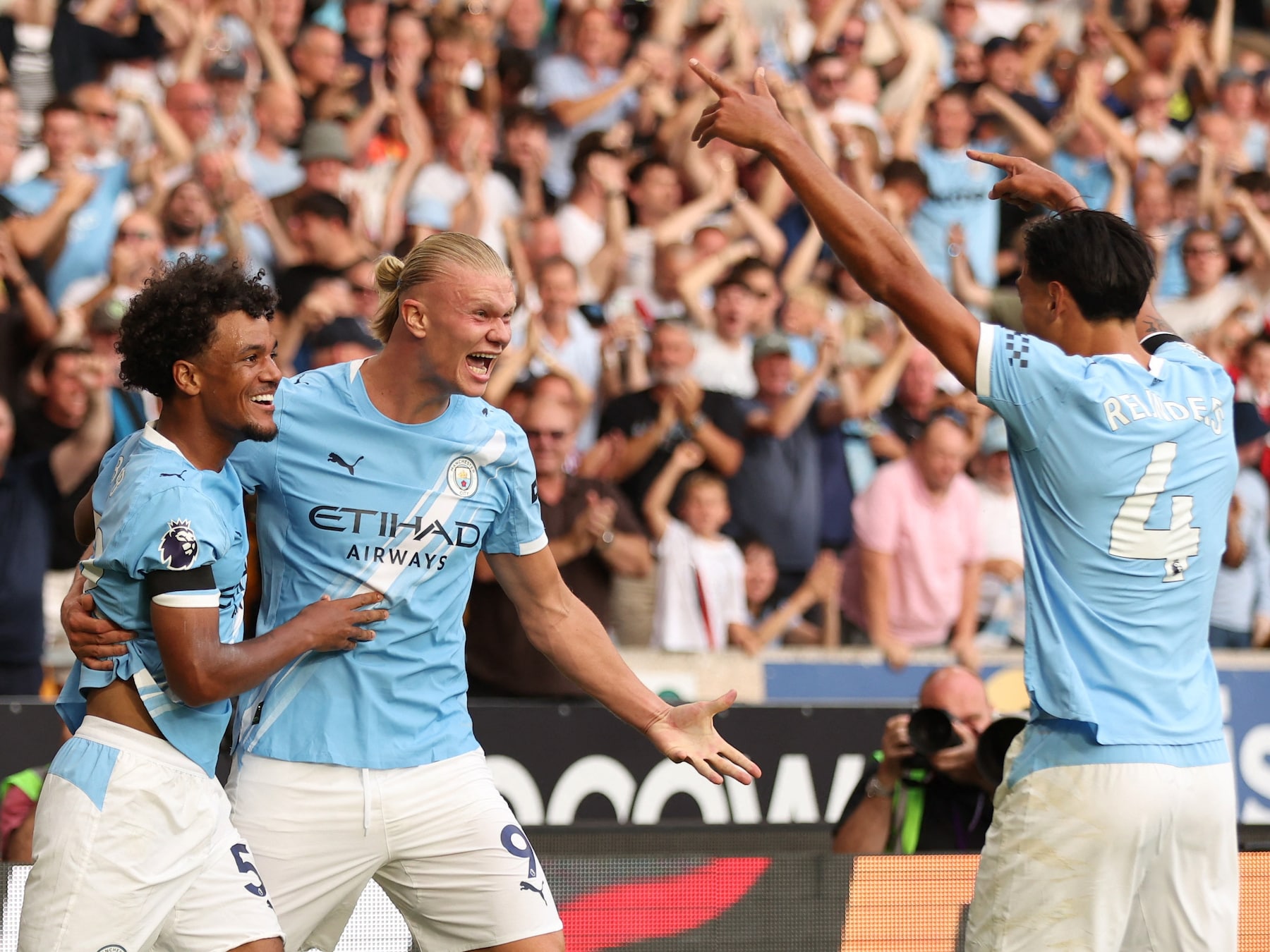 Doublé de Haaland, masterclass de Reijnders: Manchester City frappe fort