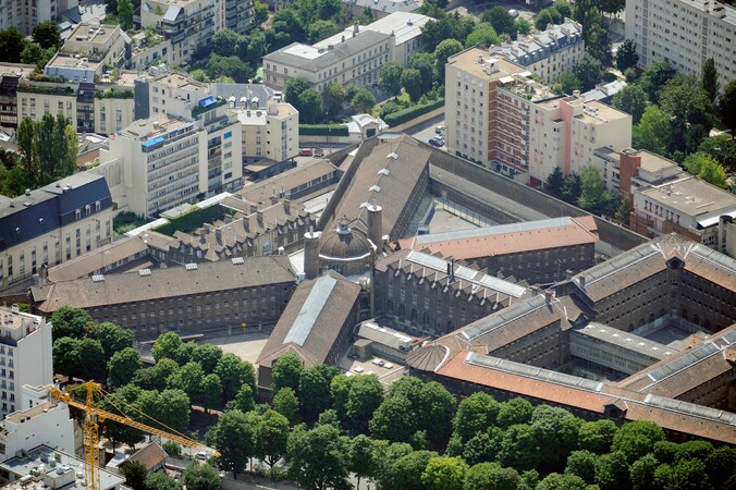 Un tunnel en direction de la prison de la Santé découvert à Paris ...