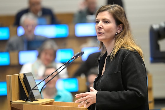 Diana Nikolic (MR).