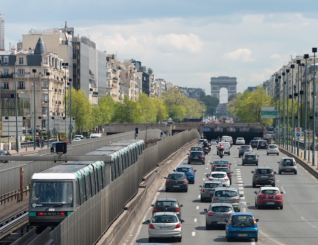 Vous partez à l’étranger en voiture? Attention à ces règles qui ...