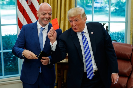 Donald Trump et Gianni Infantino