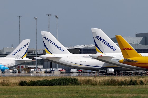 Un drone avait été découvert début août dans la zone sécurisée des opérations de fret, à proximité de plusieurs avions-cargos ukrainiens, et un deuxième engin aurait heurté un avion-cargo de DHL quelques minutes plus tard (photo: aéroport de Leipzig/Halle à Schkeuditz)