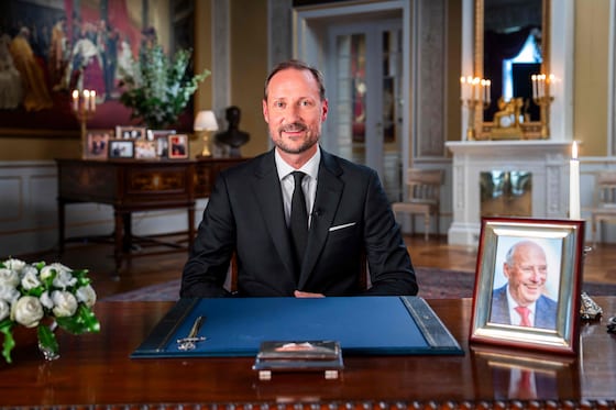Samedi soir, le roi Haakon s’est adressé au peuple pour la première fois en tant que roi.