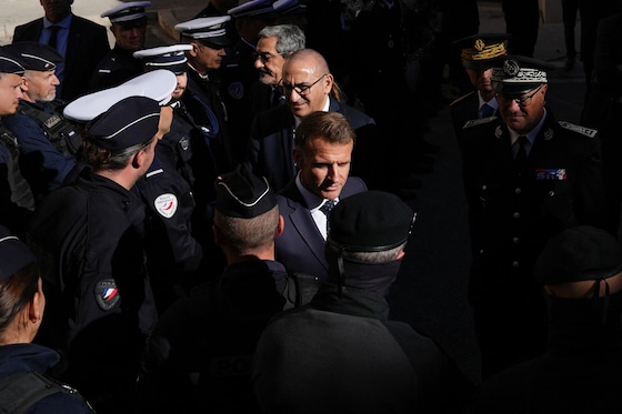 Laurent Nuñez et Emmanuel Macron à Marseille (26 octobre)