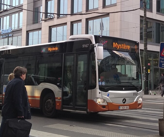 Un bus en direction du mystère? La STIB fait le buzz sur Twitter | 7sur7.be