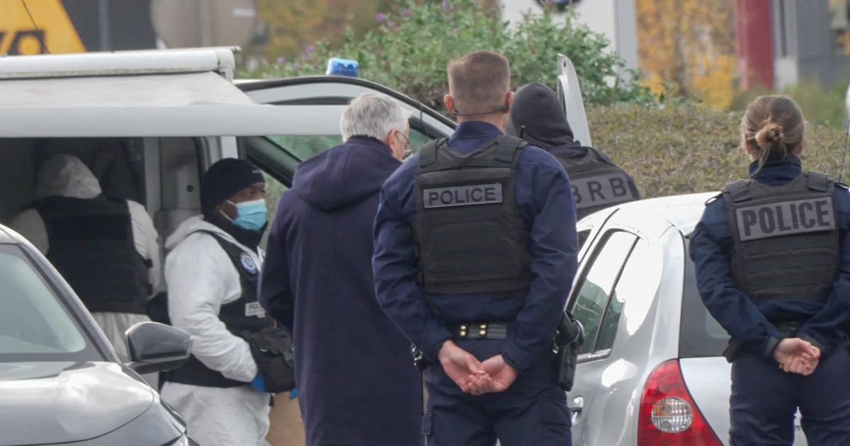 Le suspect de l’attentat de Trappes “conteste le caractère raciste de ses crimes”