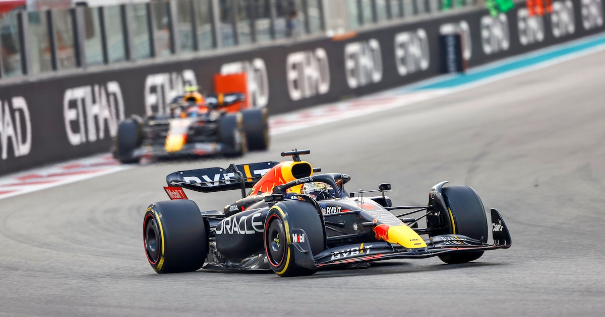 Max Verstappen remporte le dernier Grand Prix de la saison, Charles ...