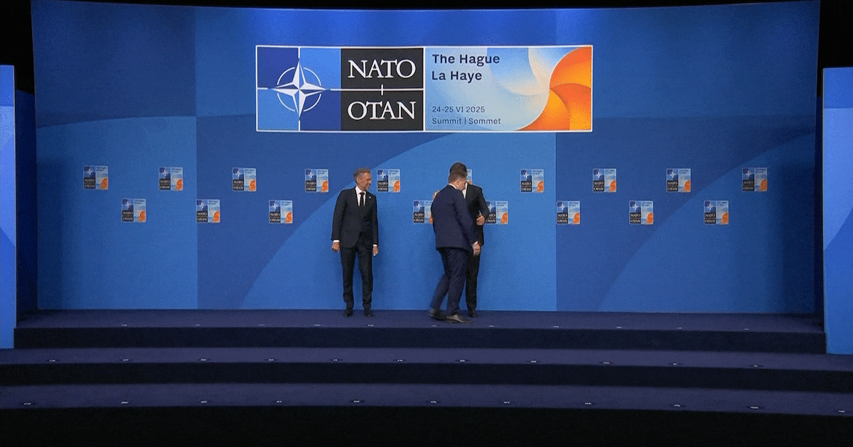 Petit moment de solitude: De Wever veut quitter la séance photo trop ...